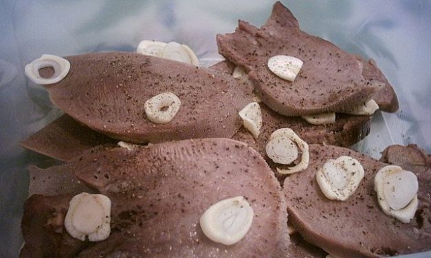 לשון בקר קרה עם שום