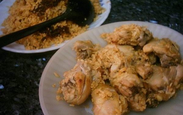 פלאו בג'יג' (עוף באורז)