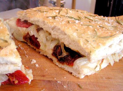 לחם עגבניות ובצל