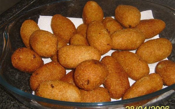 קובה בורגול ממולאת בשר וצנוברים מטוגנת נוסח מסעדת זייתון קהיר