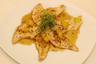 אסקלופ עוף ביין לבן ופיטריות