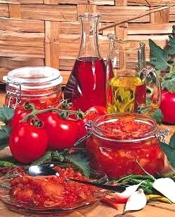 רוטב עגבניות מיובשות שום ונענע לפסטות