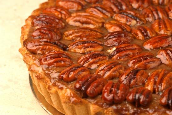 עוגת טארט / פאי אגוזים וטופי קרמל