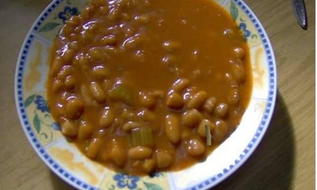 מרק שעועית לבנה סמיך ללא בשר