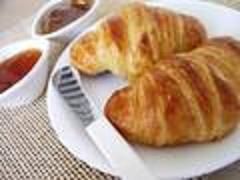 קוראסון עם גבינה מלוחה