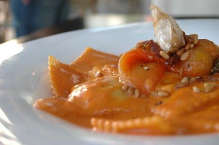 רביולי דלעת של קפה בזל