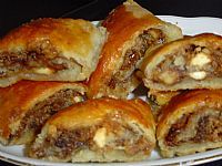 שטרודל ריבת חלב ואגוזים – מדהים