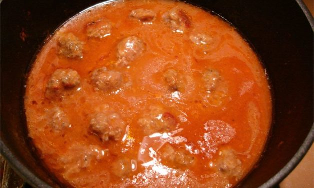 קציצות ברוטב עגבניות