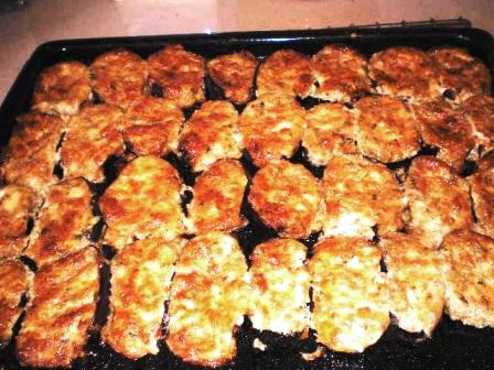 חצילונים מוקרמים בגבינה