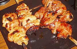 שיפודי פרגיות מיוחדות בפפריקה מלוחות בתוספות על האש בבית!!!