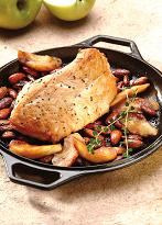 חזה הודו עם תפוחים ושקדים