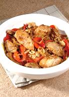 חזה הודו עם אגוזים ופלפל אדום