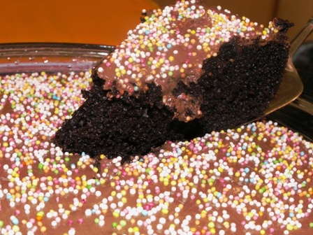 עוגה כושית – לערבב ולאפות