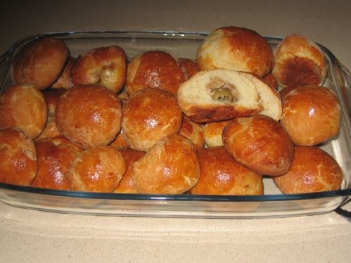 לחמניות ביס עם "הפתעה"