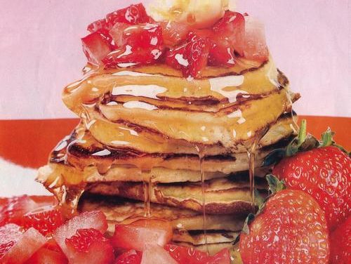 חביתיות ("פנקייקס") גבינת ריקוטה ודבש