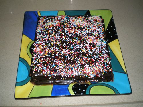 עוגת מצות בצפוי קרם שוקולד-תפוז