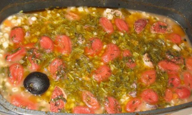 מרק עגבניות בשרי עם גריסים