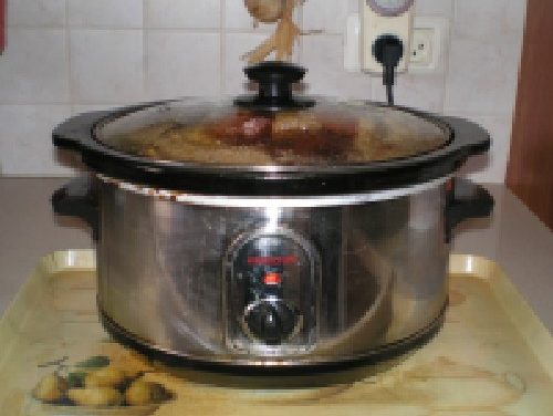 חמין בסיר בשול איטי