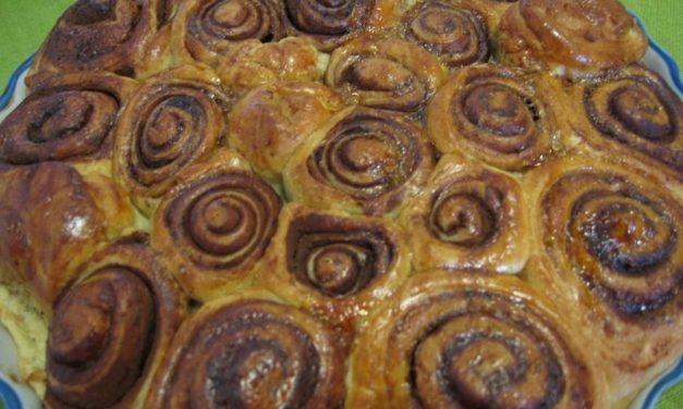 עוגת שמרים -ורדי שוקולד