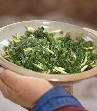 סלט פטרוזיליה נענע גבינה צפתית ומוצרלה