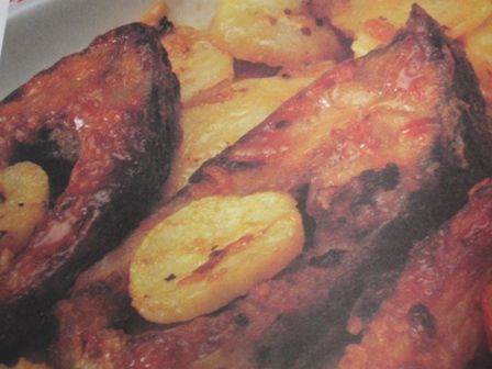 דג אפוי בשמנת בסגנון הונגרי