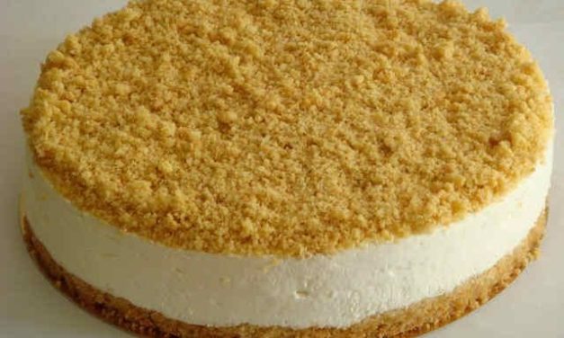 עוגת שמנת ופרורים קל טעים ומדהים