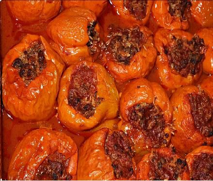 פלפל ממולא בורגול פירות יבשים ושקדים