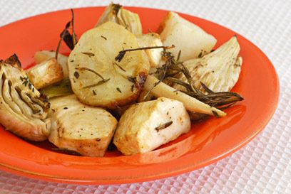 ירקות שורש בתנור עם עשבי תיבול