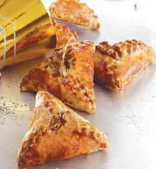 אוזני המן מבצק מיוחד- פרסבורגר במלית אגוזים