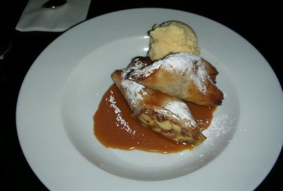 שטרודל אישי מעלי פילו ממולא בננה ואגוזים