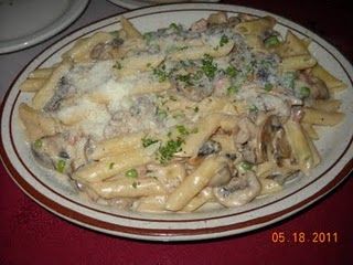 פסטה פנה עם בשר טחון ופטריות ברוטב קוקוטחינה