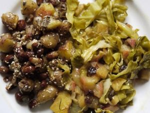 כרוב לבן מאודה חמוץ מתוק בנוסח אלפיני