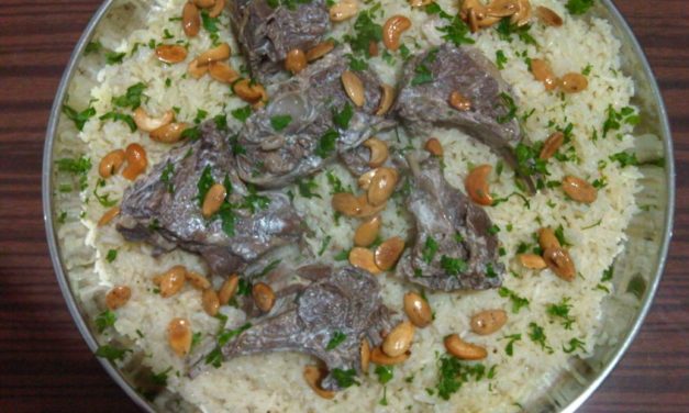 מנסף דרוזי (ספינת הדגל של העדה מוגש רק ל V.I.P.)