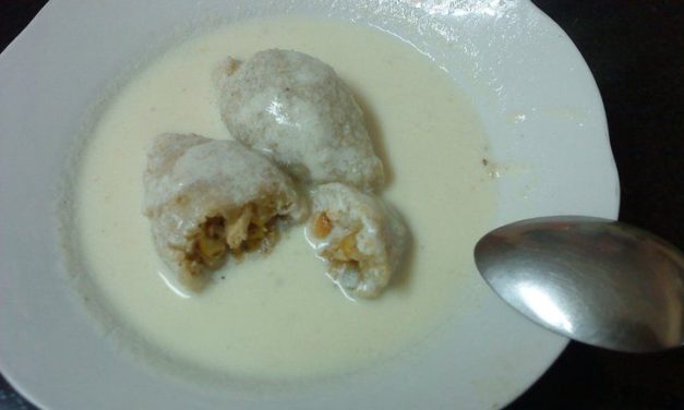 קובה בורגול דרוזית ברוטב יוגורט (קובה פי לבן)