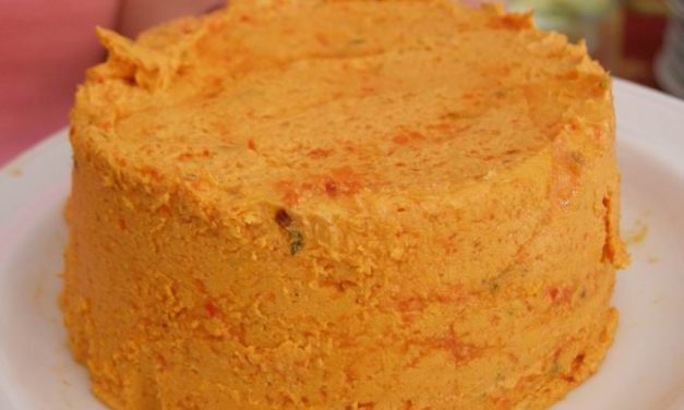 חמאת פלפל מלוחה או פיקנטית