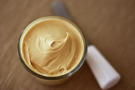 חמאת מייפל או סילאן