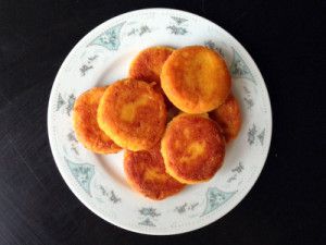 גורודיטס ? לביבות קמח תירס לבן וגבינה